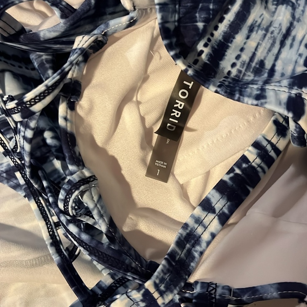 NWT Torrid Vixen swimsuit - size 1 - Picture 2 of 12